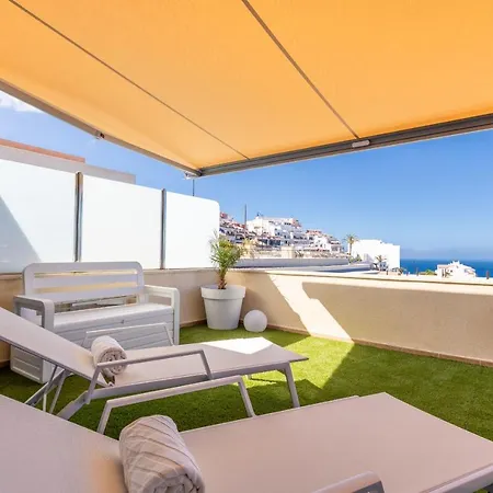 Rooftop Balcon De Los Gigantes